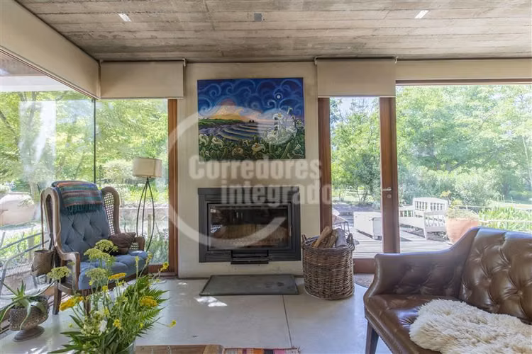 Casa en venta en Pirque Espectacular
