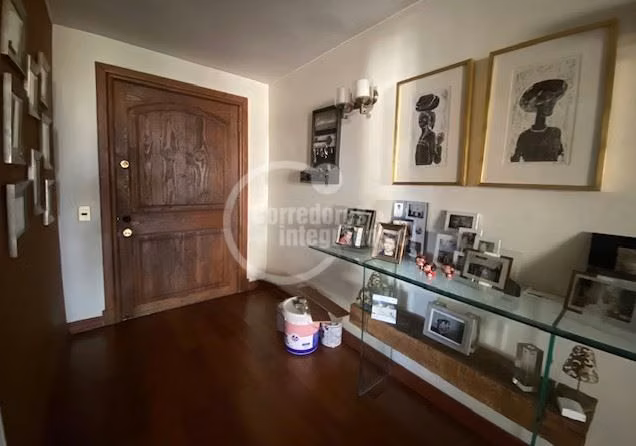 Departamento en Venta Penthouse Duplex 6 dorm. en Vitacura