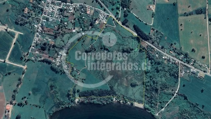 Casa en venta de 7 dorm. en Futrono