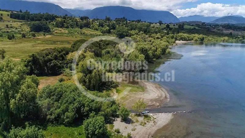 Casa en venta de 7 dorm. en Futrono