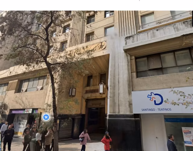 Oficina en arriendo Santiago recién remodelada espaciosa