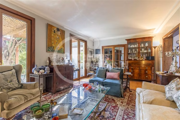 Casa en venta 5 Dormitorios en Barrio El Golf, Las Condes