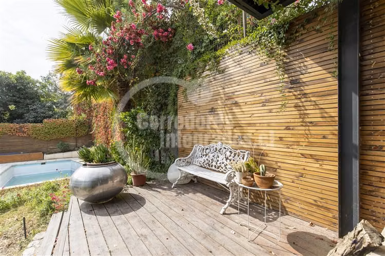 Casa en Venta de 5 dormitorios en condominio La Reina