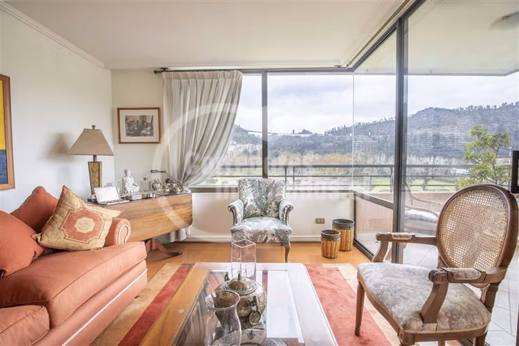 Departamento en venta de 3 dorm. en Huechuraba