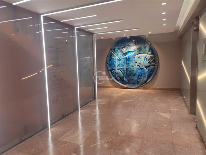 Oficina en arriendo edificio Terracota Drugstore