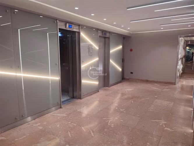 Oficina en arriendo edificio Terracota Drugstore