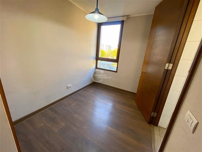 Departamento en venta de 4 dorm. en Las Condes