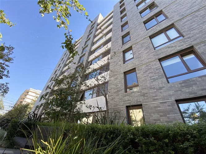 Departamento en venta de 4 dorm. en Las Condes