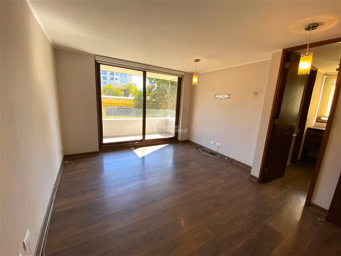 Departamento en venta de 4 dorm. en Las Condes