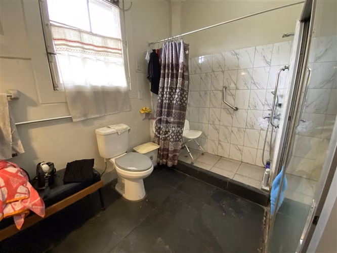 Casa en venta de 6 dorm. en San Miguel
