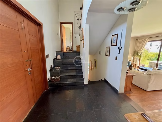 Casa en venta de 6 dorm. San Carlos de Apoquindo