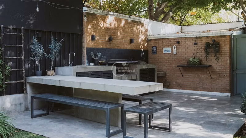 Casa en venta de 6 dorm. en Las Condes
