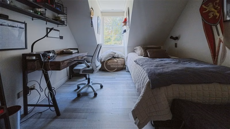 Casa en venta de 6 dorm. en Las Condes