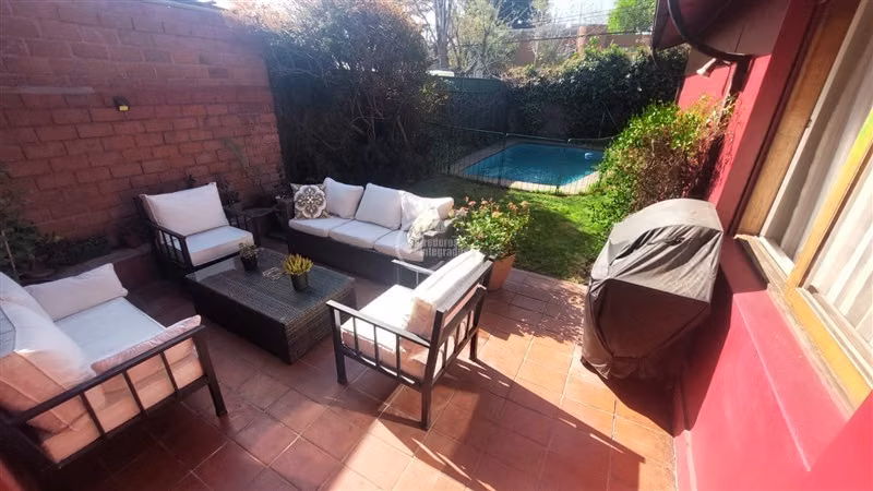 Venta casa 425 mts. en Las Condes