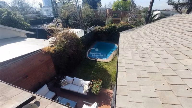 Venta casa 425 mts. en Las Condes