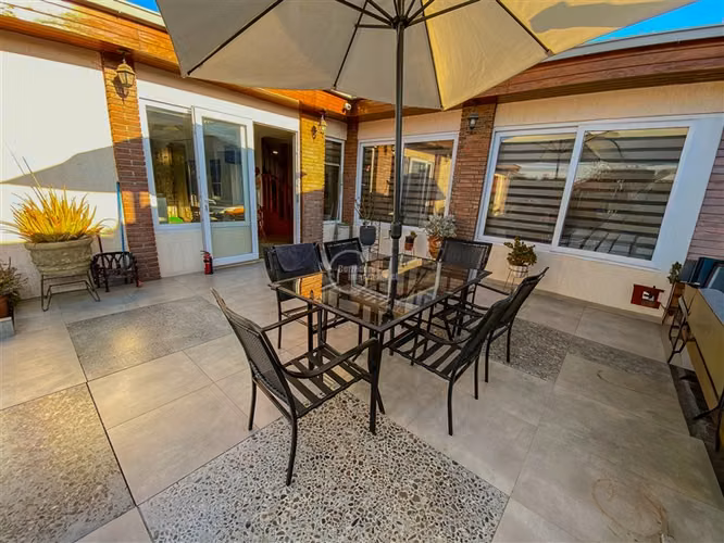 Casa en venta de 4 dorm. en La Cisterna - Imagen 3