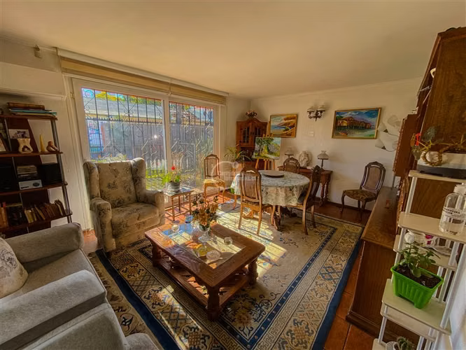 Casa en venta de 3 dorm. en Las Condes