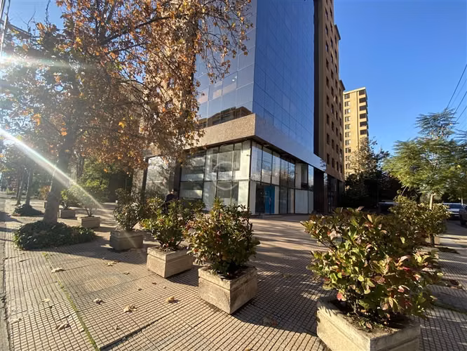 Centro Medico en el mejor Sector de las Condes