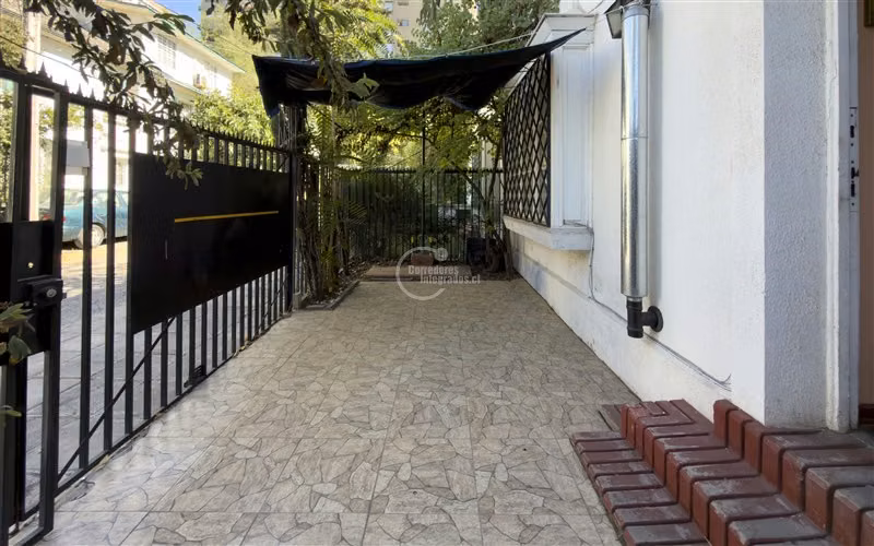 Casa en venta Las Condes frente a Estadio Español