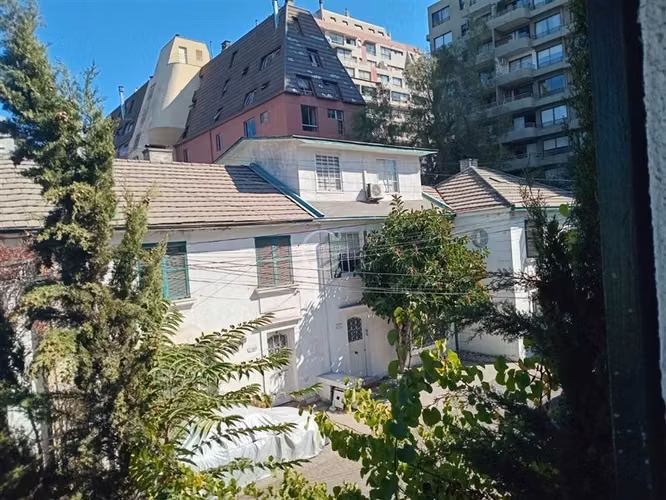 Casa en venta Las Condes frente a Estadio Español