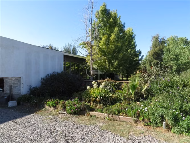 Casa en venta de 5 dorm. en Colina
