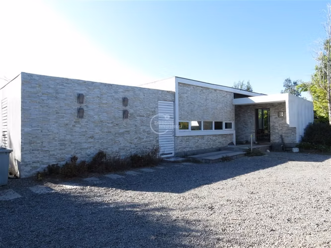 Casa en venta de 5 dorm. en Colina