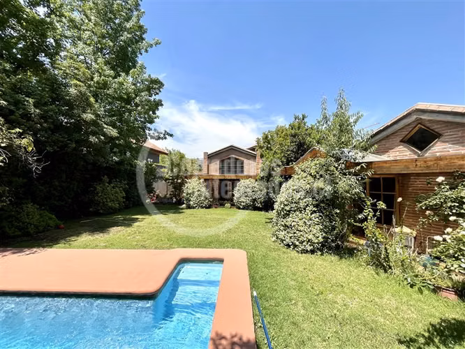 Casa en venta de 5 dorm. en Huechuraba - Imagen 4