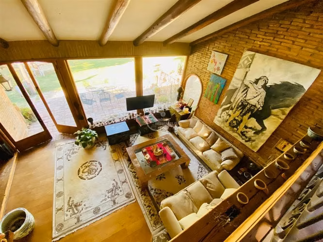 Exclusiva casa en venta en Pirque, sector El Cruceral