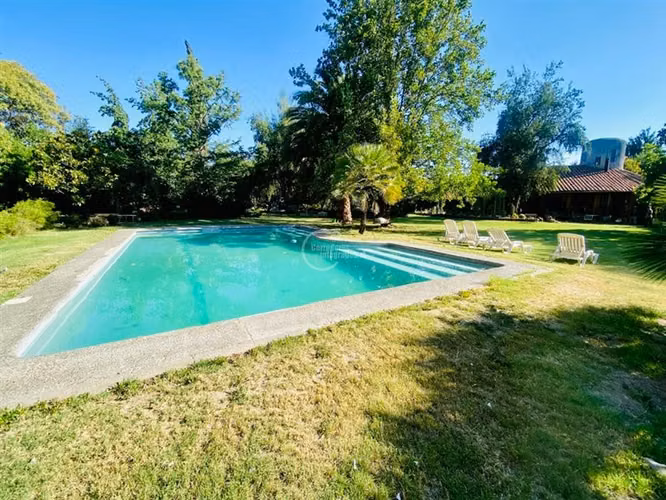 Exclusiva casa en venta en Pirque, sector El Cruceral