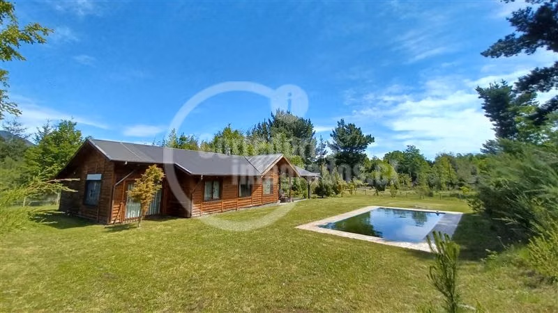 Parcela en venta con 4 casas en Pucón sector aerodromo