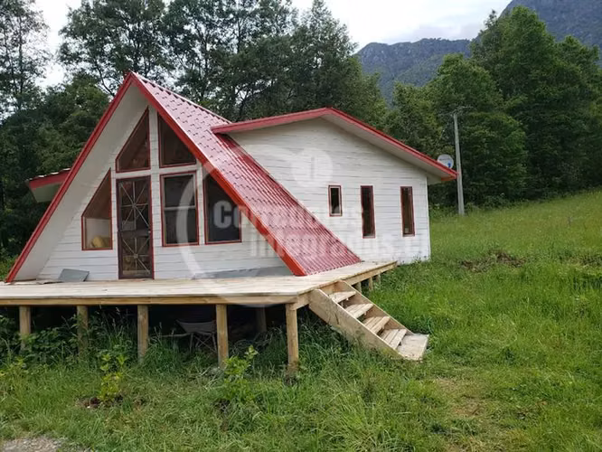 Parcela en venta Pucón dos casas Piscina cerca aeródromo