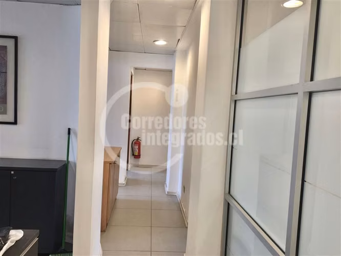 Venta Oportunidad gran oficina Providencia-Pedro de Valdivia