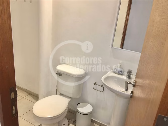 Venta Oportunidad gran oficina Providencia-Pedro de Valdivia