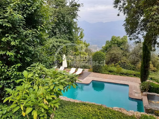 Casa Venta Vitacura Lo Curro.precioso Entorno Parque -jardin