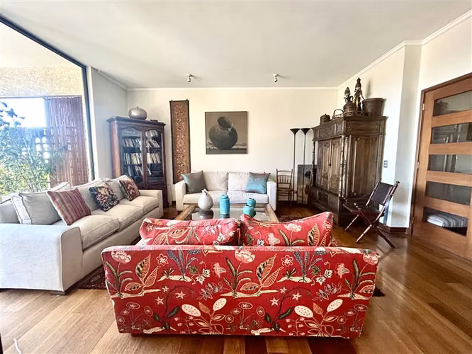 Departamento en venta de 3 dorm. en Vitacura