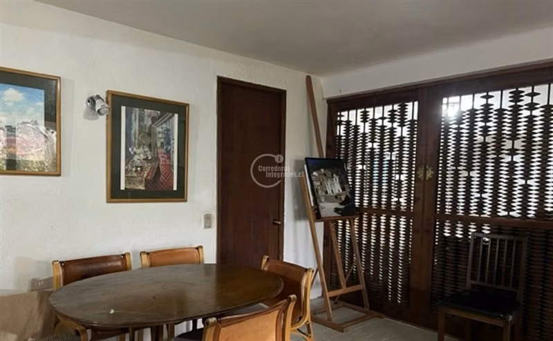 Casa en venta de 3 dorm. en Santo Domingo