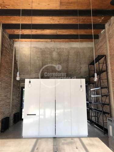 Oficina remodelada Vitacura Luis Carrera, moderna amplia - Imagen 5