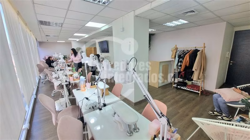 Oficina moderna en venta, Providencia, metro P. de Valdivia