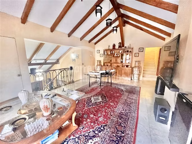 Local Comercial en arriendo en Los Trapenses Lo Barnechea
