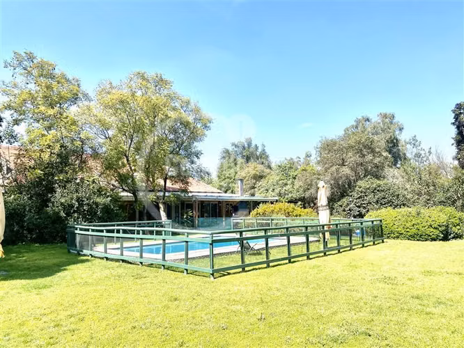 Casa en venta de 11 dorm. en Chicureo - Imagen 5