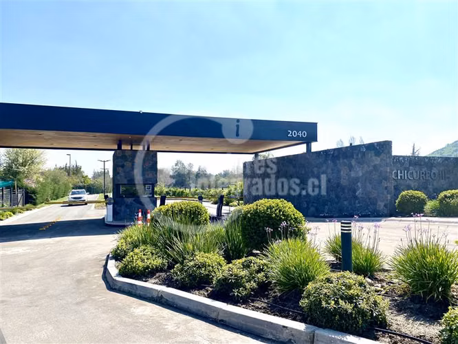 Casa en venta de 11 dorm. en Chicureo