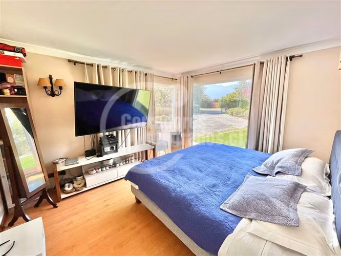 Casa en venta de 11 dorm. en Chicureo