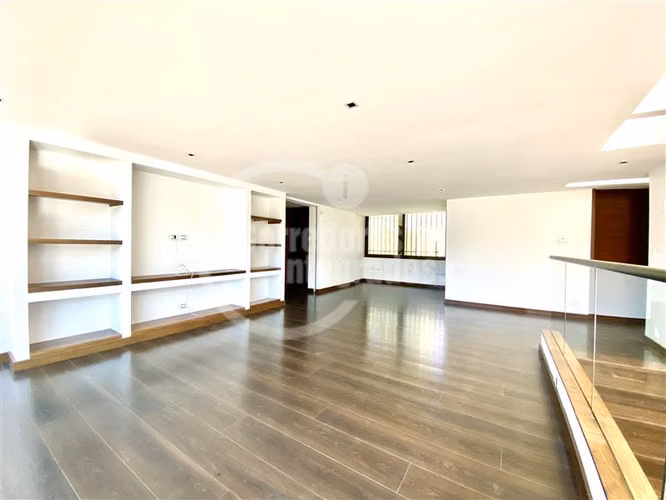 Casa en venta de 5 dorm. en Lo Barnechea - Imagen 6