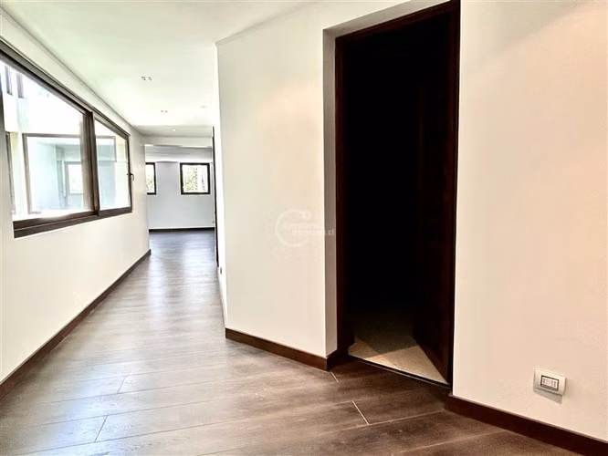 Casa en venta de 5 dorm. en Lo Barnechea - Imagen 32