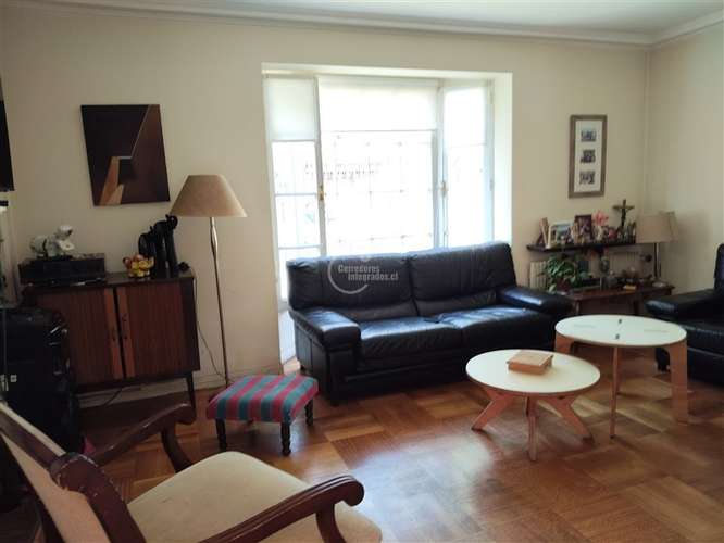Casa en venta de 5 dorm. en Ñuñoa con depto. interior - Imagen 8