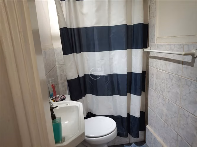 Casa en venta de 5 dorm. en Ñuñoa con depto. interior