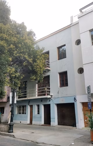Local Comercial arriendo de 3 pisos en B Lastarria Santiago