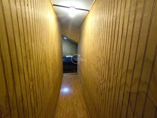CASA EN VENTA de 5 dorm. en San Joaquín