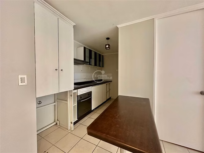 2 dormitorios amplios, 1 baño, estac y bodega, Santiago