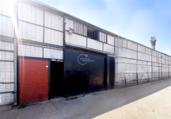 Industrial en arriendo en Recoleta
